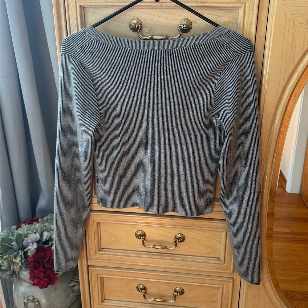 Wild Fable Gray Ribbed Zip-Up Sweater. - Picture 6 of 6